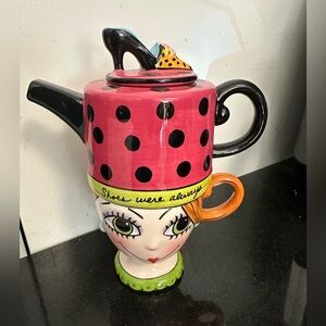 Dolly Mama's Sugar High
Social Shoes on Her Mind Tea
For One By Babs Teapot